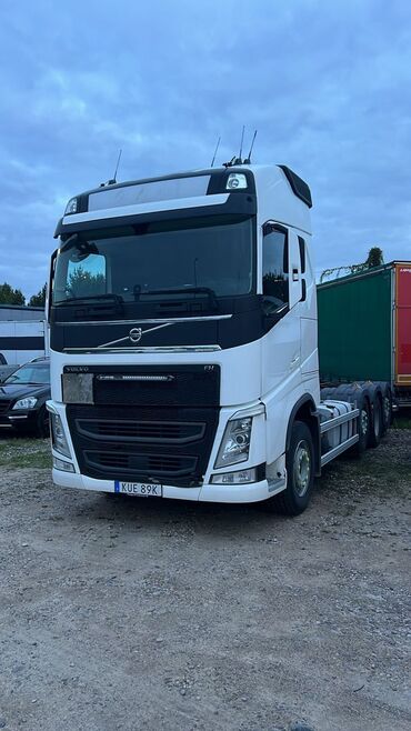 Грузовики: Грузовик, Volvo, Б/у