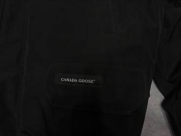 пух: Canada Goose — зимняя куртка-пуховик с меховой опушкой - Модель — 4