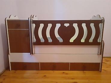 acılıb yığılan carpayı: Beşik‑transformer uşaq çarpayısı - Material: laminat/MDF — 1