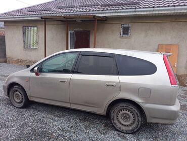 Honda: Honda Stream: 2002 г., 2 л, Типтроник, Бензин, Минивэн