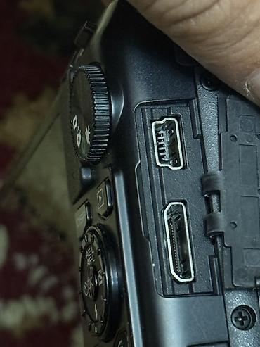 Фотоаппараты: Беззеркальная камера Nikon 1 J1 с объективом 1 NIKKOR VR 10–30mm — 3