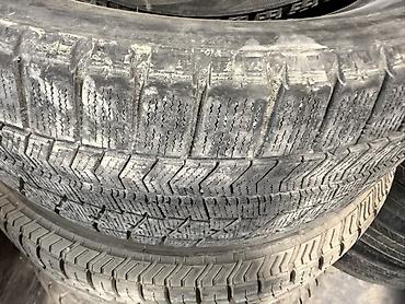 nomer o: Bridgestone Blizzakфрикционная (без шипов) шина. Характеристики: - — 3