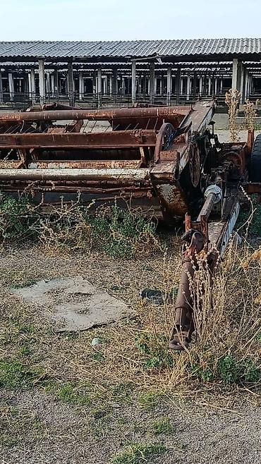 тракторные агрегаты: Жатка для комбайна (прицепная) Описание: - Ширина захвата — 1