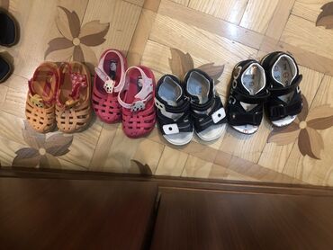 Uşaq ayaqqabıları: 26 razmer-1-ci shekil;22-30 razmeri — 11