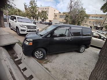 voxy noah: Toyota Voxy: 2005 г., Автомат, Бензин, Минивэн — 3