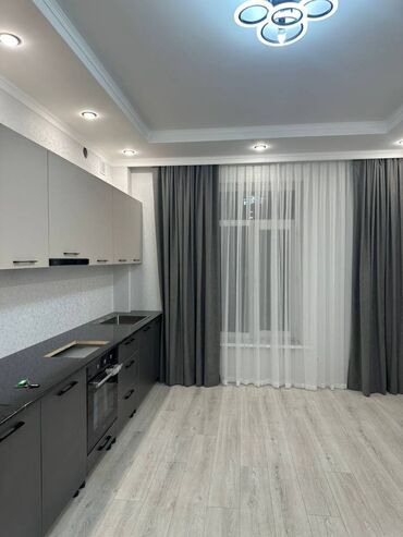 Продажа квартир: 3 комнаты, 68 м², Индивидуалка, 4 этаж, Евроремонт