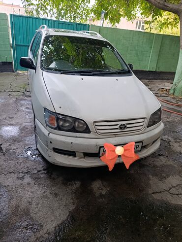 накидки на сиденья автомобиля: Toyota Ipsum: 1998 г., 2 л, Автомат, Бензин, Минивэн