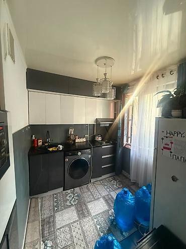 коктал: 3 комнаты, 64 м², 6 мкр 104 серия, 1 этаж — 3