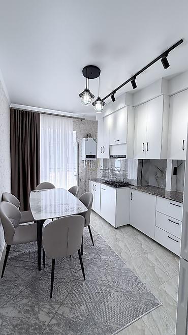 Продажа квартир: 3 комнаты, 83 м², 3 этаж — 1