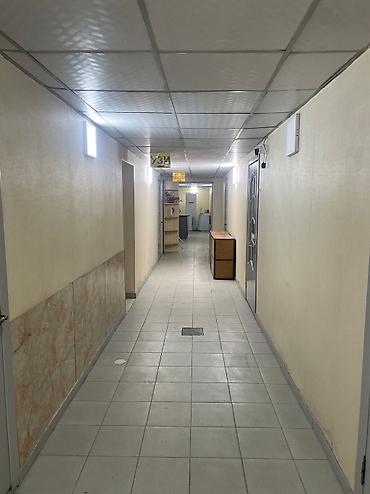 по трассе: Продажа магазинов В жилом доме, 300 м², Старый ремонт, С санузлом, Цокольный этаж этаж — 9