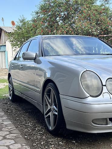 трактир 82 1: Mercedes-Benz E-Class: 1999 г., 2.2 л, Автомат, Дизель, Седан — 5