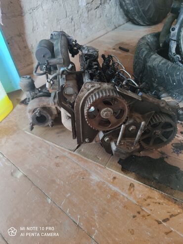 Двигатели, моторы и ГБЦ: Дизельный мотор Mitsubishi 2003 г., 1.9 л, Б/у, Оригинал — 9