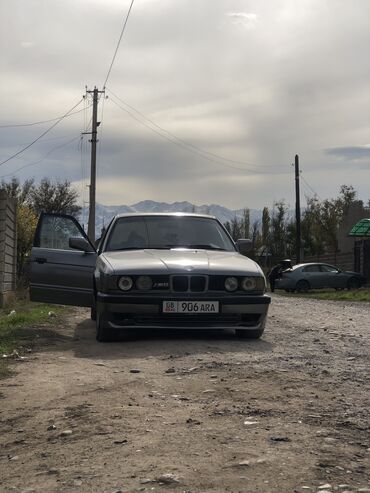 бмв е39 м: BMW 5 series: 1991 г., 2 л, Механика, Бензин, Седан