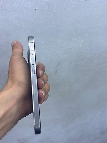 iphone se 2020 satilir: IPhone 15 Pro, 128 GB, Gümüşü, Face ID — 3