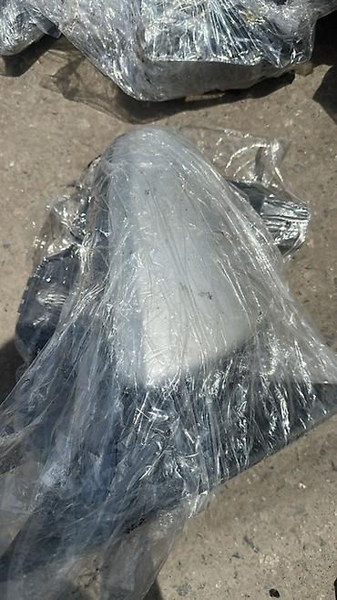 Капоты и комплектующие: Капот Kia, Б/у, Оригинал — 30