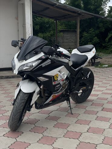 Мотоциклы: Срочно продаю мотоцикл Kawasaki ninja 250 Китайский аналог Отличный