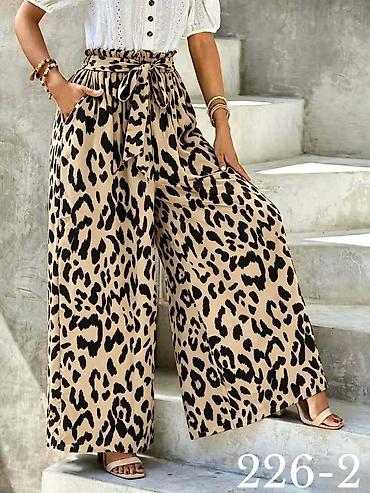 Pantalone: Pantalone za punije dame – model 226-2 - Kroj: široke nogavice — 1