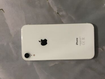 продаю в связи с переездом: IPhone Xr, Белый, 73 %