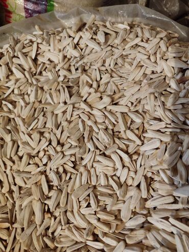 Digər qida məhsulları: Qovrulmuş və çiy,ağ və qara semiçkalar çəki ilə satılır. Sifariş -da lalafo.az — 4 Digər qida məhsulları: Qovrulmuş və çiy,ağ və qara semiçkalar çəki ilə satılır. Sifariş — 4