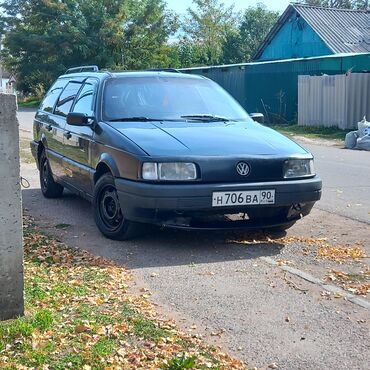 Volkswagen: Volkswagen Passat Variant: 1990 г., 1.8 л, Механика, Бензин, Универсал