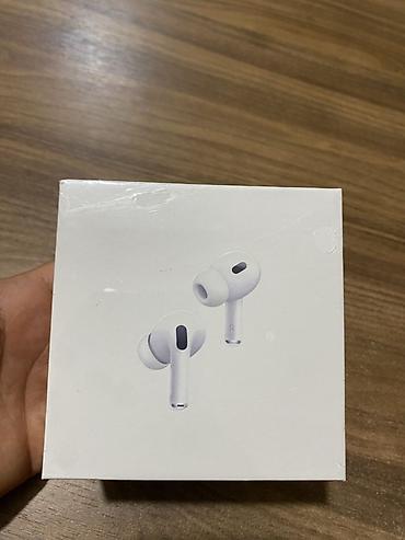 samsung galaxy tab a: Apple AirPods Pro (2-ci nəsil) – MagSafe Şarj Qutusu (USB‑C) ilə — 3