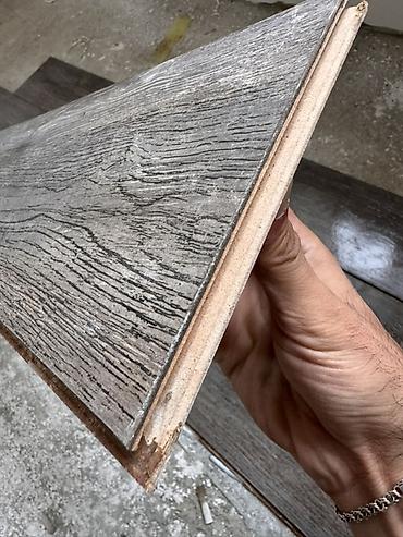 Döşəmə: Üstən çıxma 8 lik laminant Qəhvəyi/boz tonlarda taxta naxışlı döşəmə — 1