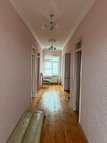 xacmazda tecili satilan evler: 5 otaqlı, 161 kv. m, Orta təmir — 9