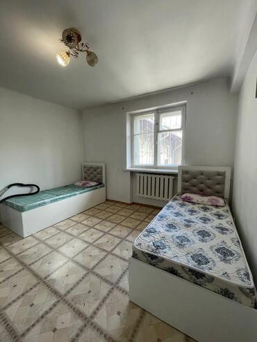 купить квартиру в токмаке кыргызстан: 3 комнаты, 72 м², Индивидуалка, 4 этаж, Евроремонт