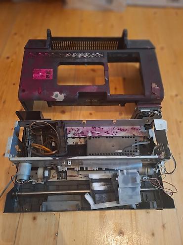 принтер epson l364: Salam təcili pul lazım olduğu üçün satılır 2 ədəd Epson l800 printer — 10
