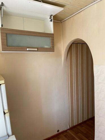 Binalar: Yasamal r. Insaatcilar metrosuna yaxin 3 otagli ev kiraye verilir — 15