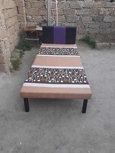 Çarpayı 
Taza hazırı var 2 adad 
Çatdıtılma münasib qiymata