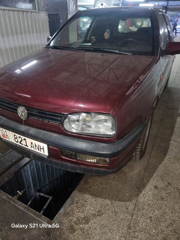 купить резину в бишкеке: Volkswagen Golf: 1992 г., 1.8 л, Механика, Бензин, Купе