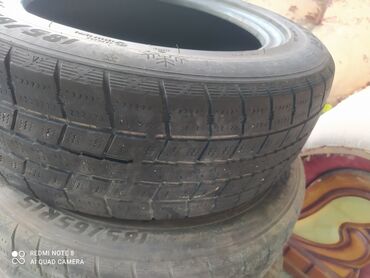 зимнее шины: Зимняя шина с типоразмером 185/65 R15, предназначенная для легковых