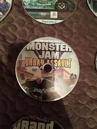 PS2 & PS1 (Sony PlayStation 2 & 1): Playstation 2:В чорном цвете:карта памяти на 64 mb:один — 16