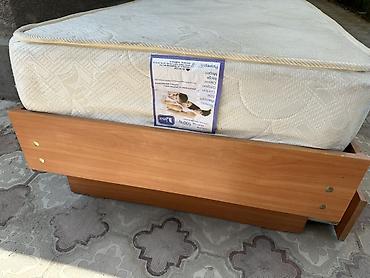 bunk bed: Односпальная кровать с матрасом и выдвижными ящиками. Характеристики — 3