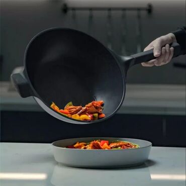 Другая техника для кухни: 🔥Сковородка HuoHou HU0069 💸Цена:4000сом 🔸Современная сковорода