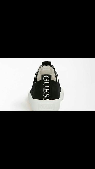 кроссовки: Кроссовки Guess original.39 размер в своей коробке.своя цена 75 евро — 2