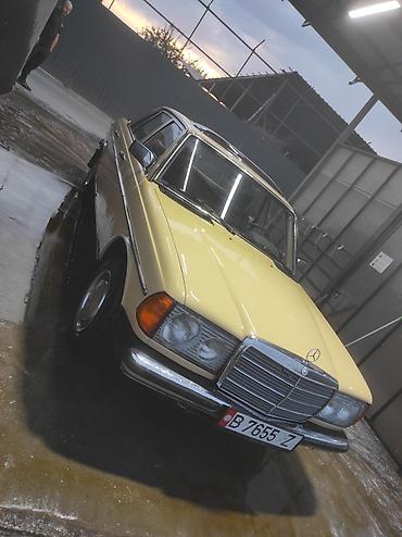 key maker: Mercedes-Benz W123: 1980 г., 2.3 л, Автомат, Бензин — 1