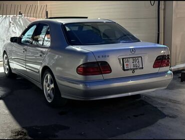 Mercedes-Benz: Mercedes-Benz E-Class: 2001 г., 3.2 л, Автомат, Бензин, Седан