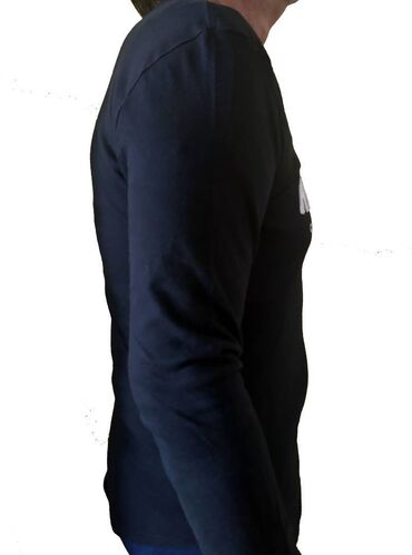 Majice: Hollister muška majica sa dugim rukavima vel. S Prelepa moderna na lalafo.rs — 2 Majice: Hollister muška majica sa dugim rukavima vel. S Prelepa moderna — 2