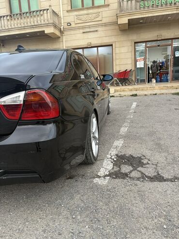 BMW: BMW 3 series: 2 l | 2005 il Sedan — 5