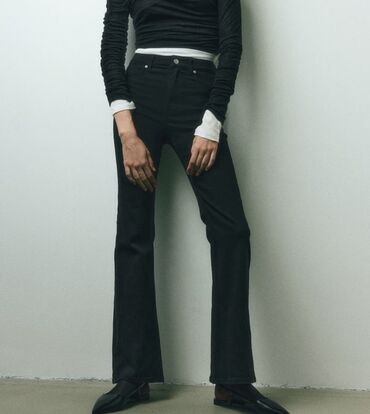 pantalone colours: H&M zvoncare sa etiketom
Vel. 36 i 38
