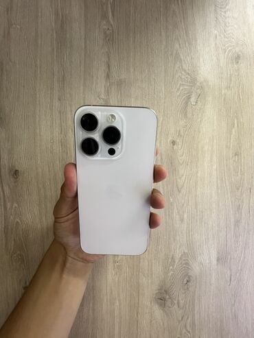 универсальные мобильные батареи для планшетов sandberg: IPhone 15 Pro, White Titanium