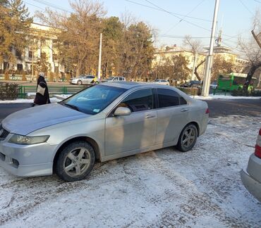 Honda: Honda Accord: 2003 г., 2.4 л, Механика, Газ, Седан