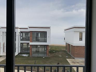 Продажа коттеджей и домов: Imarat Resort, Иссык-Кульская область, с. Бостери, Мамытова 122 Дом — 17