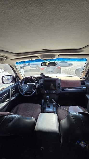 pajero 4: Mitsubishi Pajero: 2011 г., Автомат, Бензин, Внедорожник — 4
