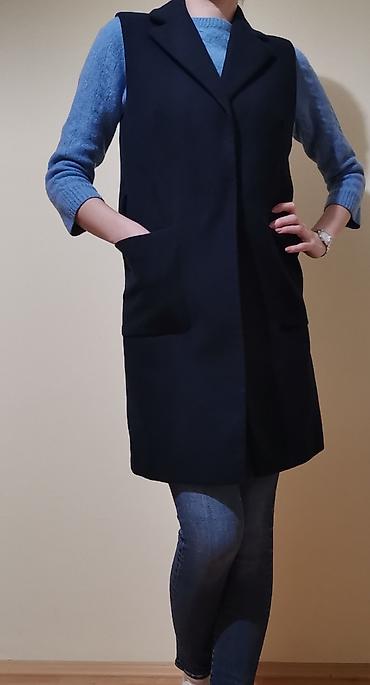 Prsluci: Teget prsluk XS/S. Prsluk je u veoma dobrom stanju, kupljen preko — 1