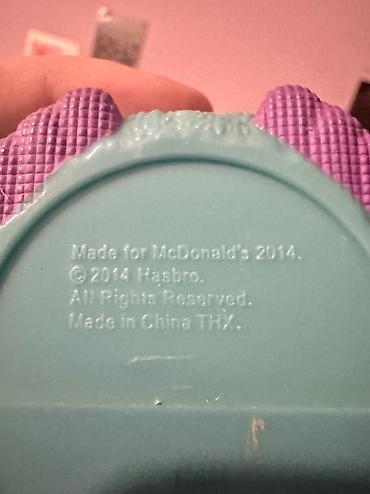 pinqvin oyuncaq: Hasbro Furby – McDonald’s üçün istehsal (2014) - Rəngarəng kolleksiya — 4