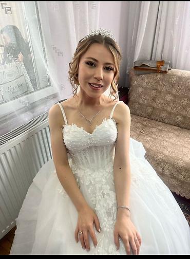 Toy paltarları və aksesuarları: Gəlinliyimi öz toyumda geyinmişəm. İstəyirəm ki, başqa insanlar üçün — 3