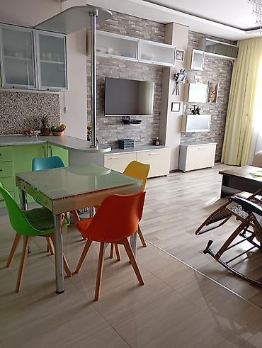 Mənzil kirayələyirəm: ​Продаётся 3-комнатная квартира с мебелью и техникой Квартира площадью — 12